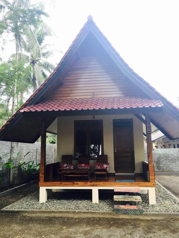 Sadati Home Stay Batukaras ภายนอก รูปภาพ